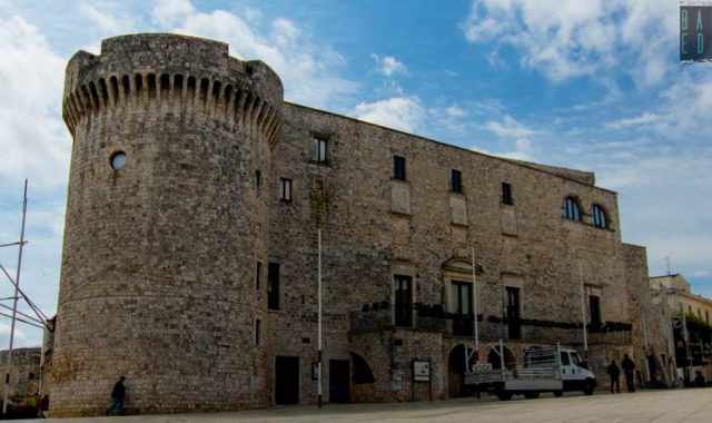 Conversano, sotto il Castello  nascosto un antico tesoro: oro e gioielli per milioni di euro